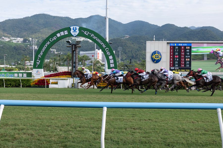 The Cup was won by Pierre Ng-trained horse “Sagacious Life”(No. 14).
